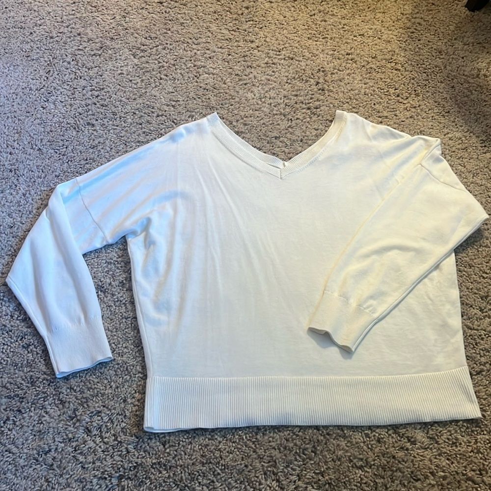 Beautiful knit neck sweater NWT